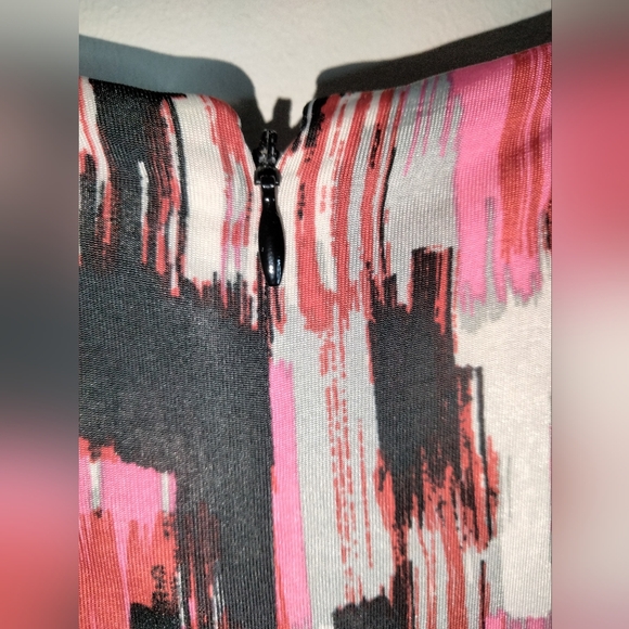 Tahari (Size 4) Multicolor Paintbrush Pattern Gold Hardware Accent Sheath Dress - Picture 9 of 11